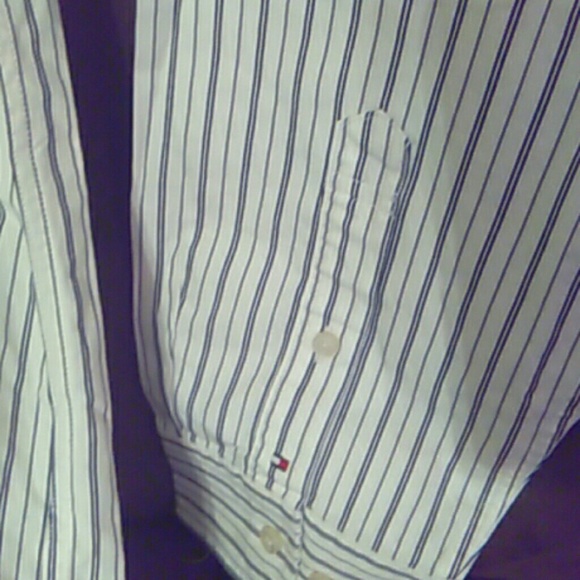 Tommy Hilfiger button down shirt - Picture 3 of 3